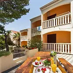 Lavica Apartamento