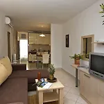 Lavica Apartamento