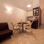 Lavica Apartamento *