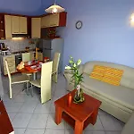 Lavica *