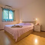 Lavica