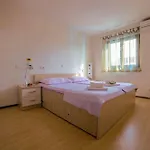 Lavica *