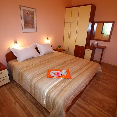 Lavica Apartment
